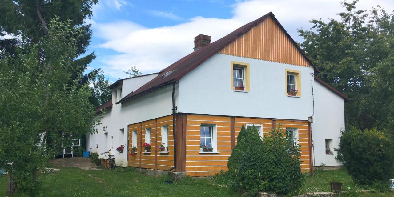 Chalupa U Zabaka Pensionat Jablonné v Podještědí Exteriör bild